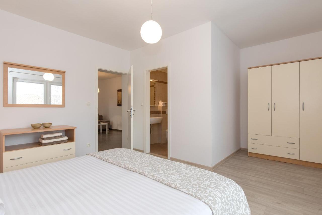 Apartma Laura Krk Town