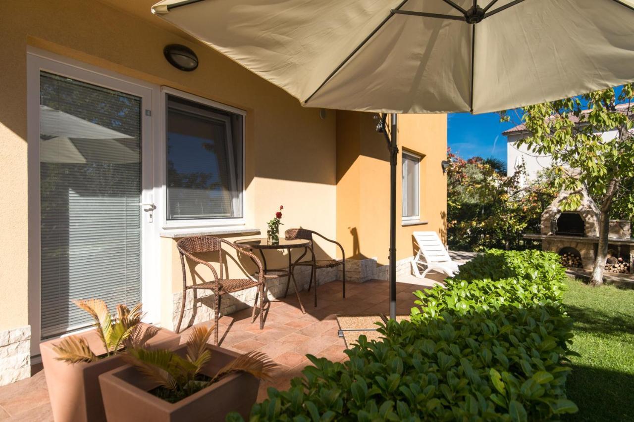Apartma Laura