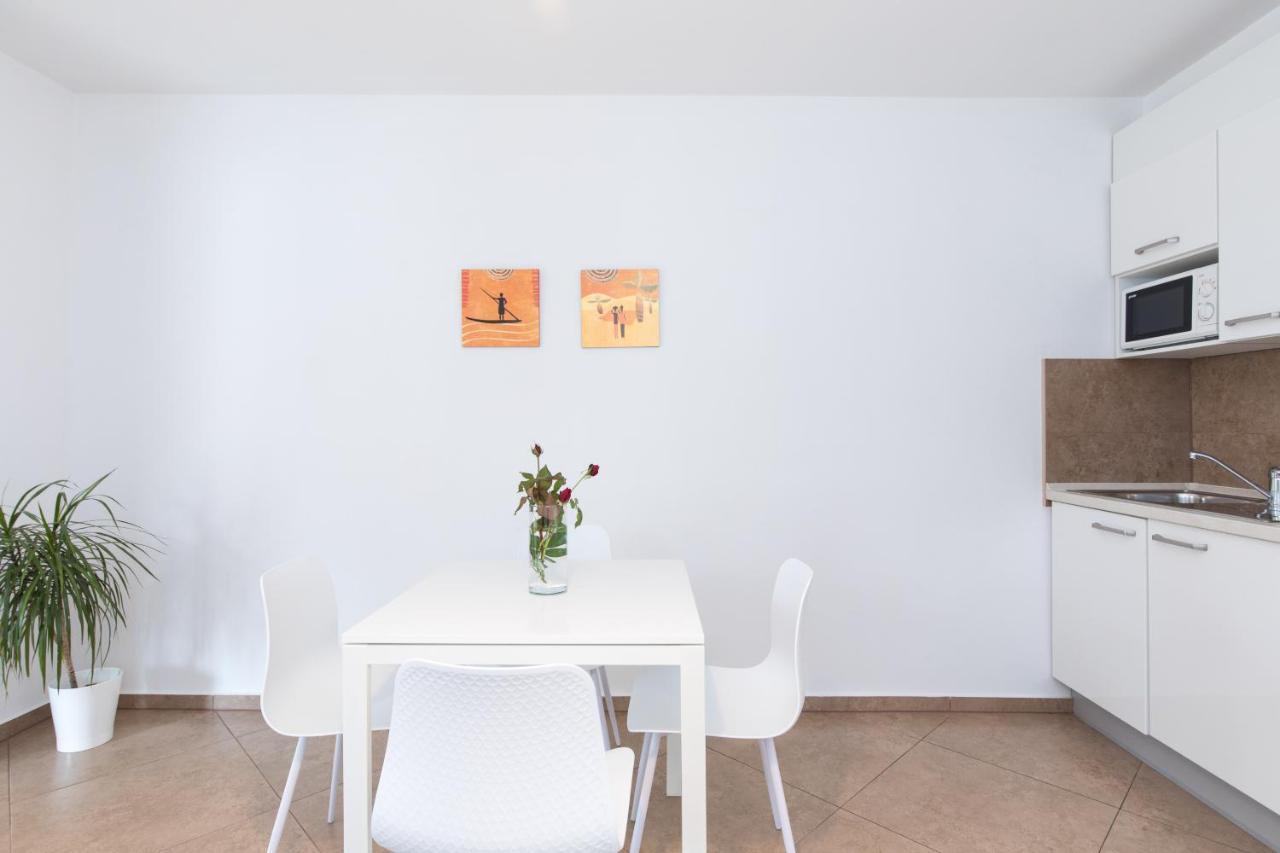 Apartma Laura *