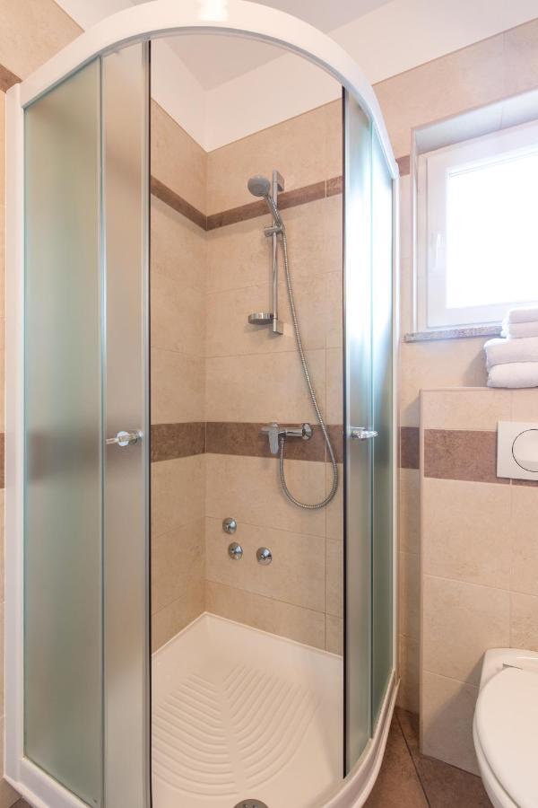 Apartma Laura