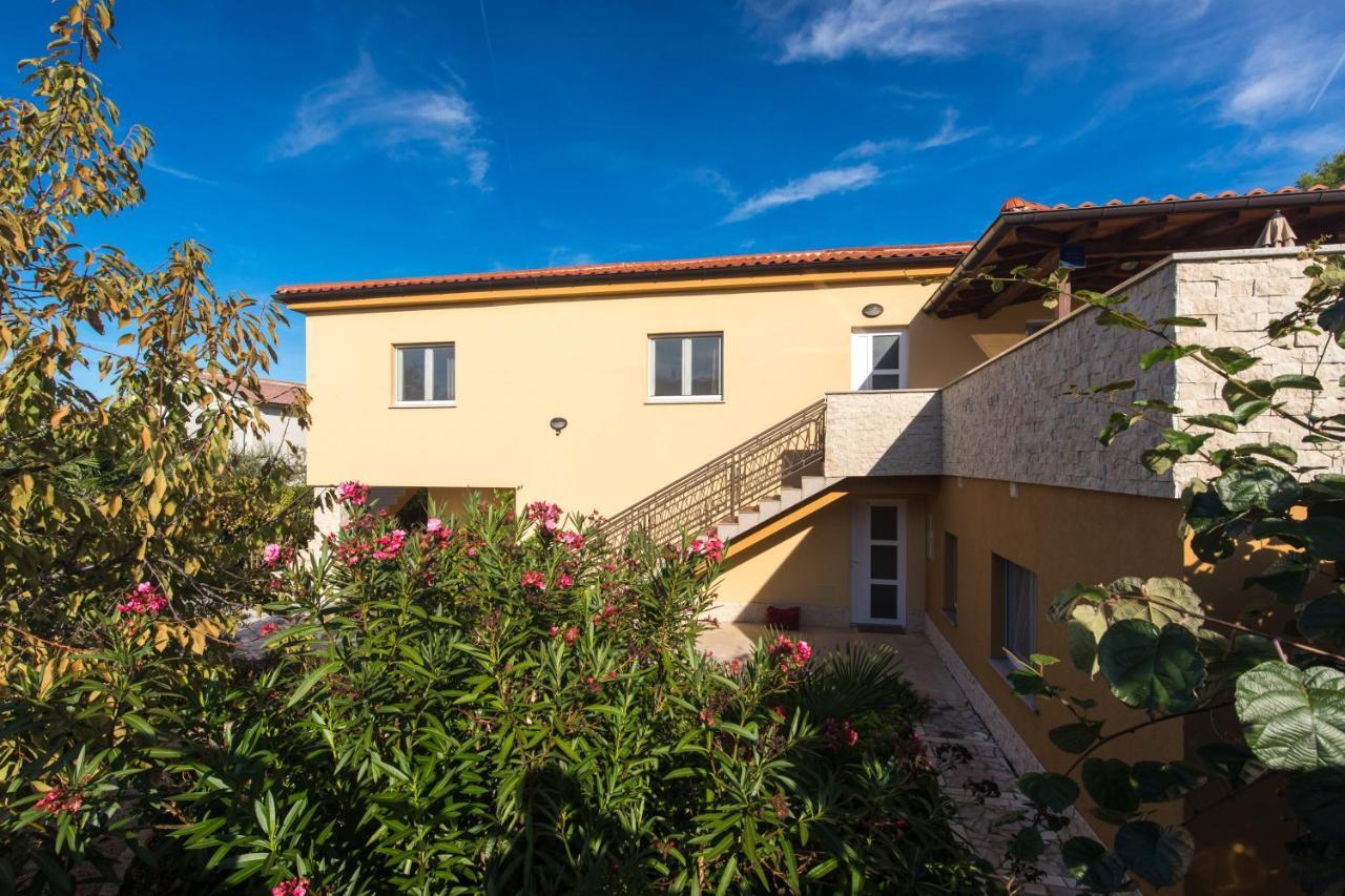Laura Apartment Krk Town